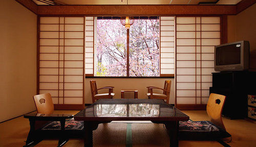 Kirishimaya Ryokan Кусацу Экстерьер фото